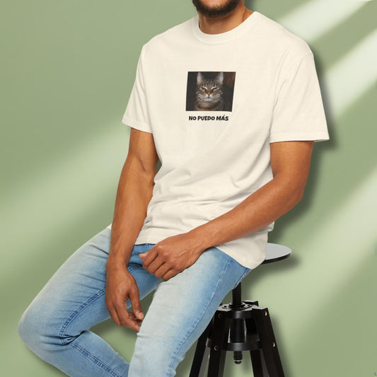 No puedo mas quote T-shirt for cat lovers on male model